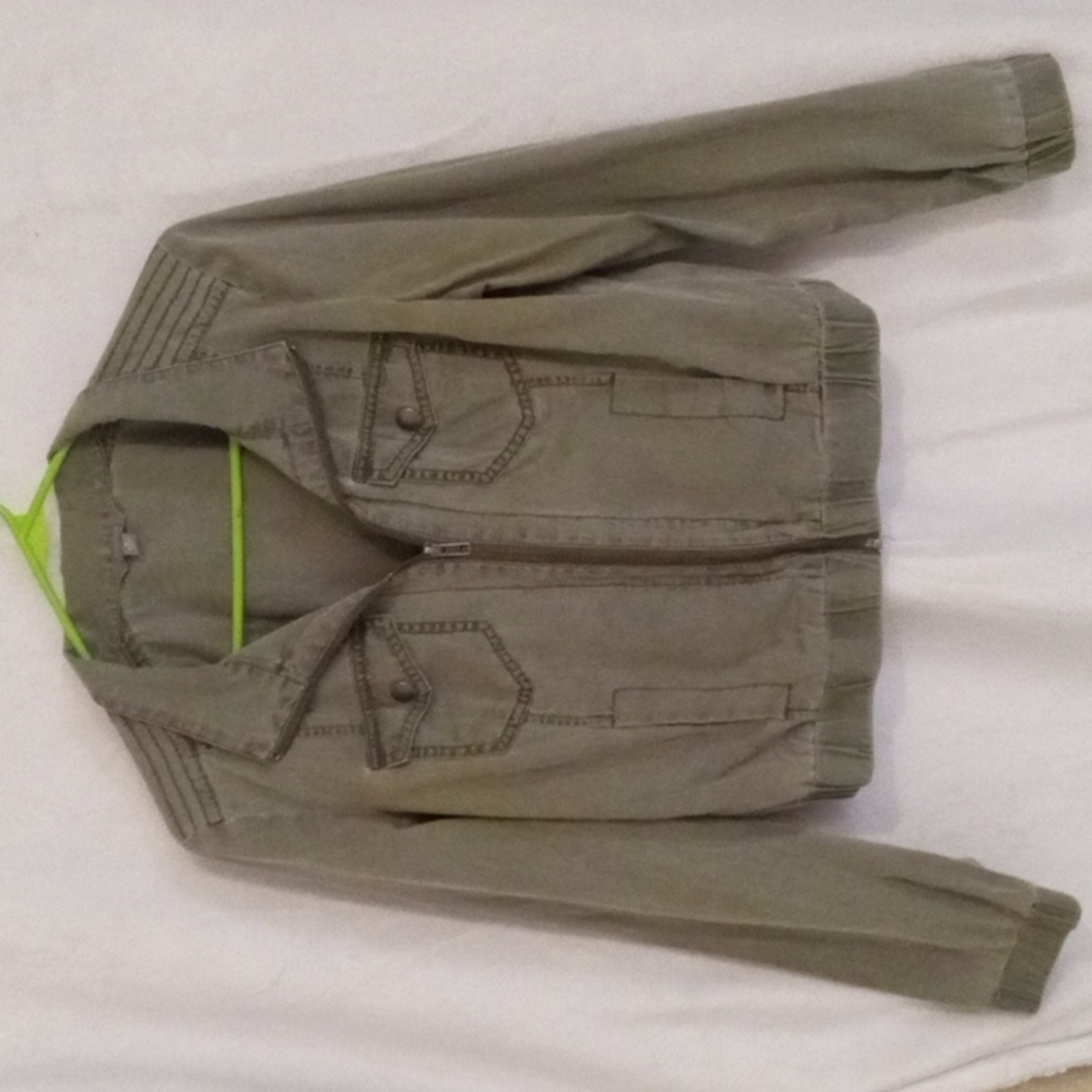 Rubbish Jacket NWOT